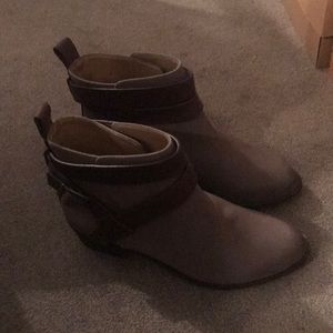 Women’s ankle boots